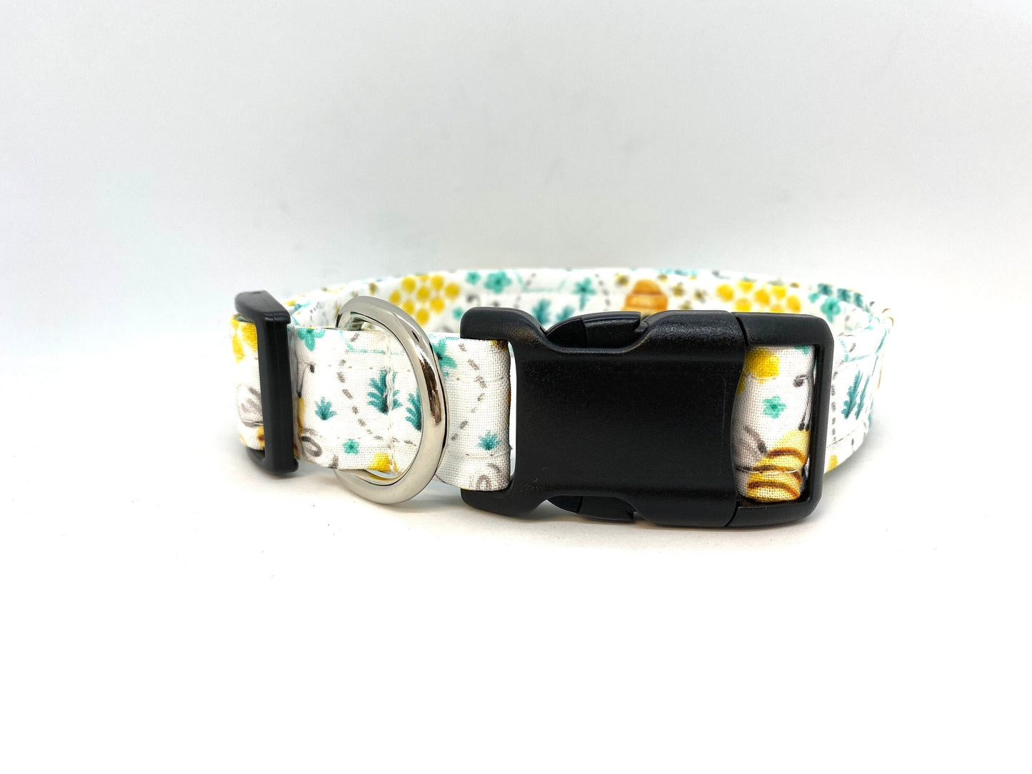 Bumble Bee Dog Collar
