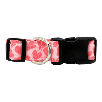 Pink Valentine’s Day dog collar with heart pattern