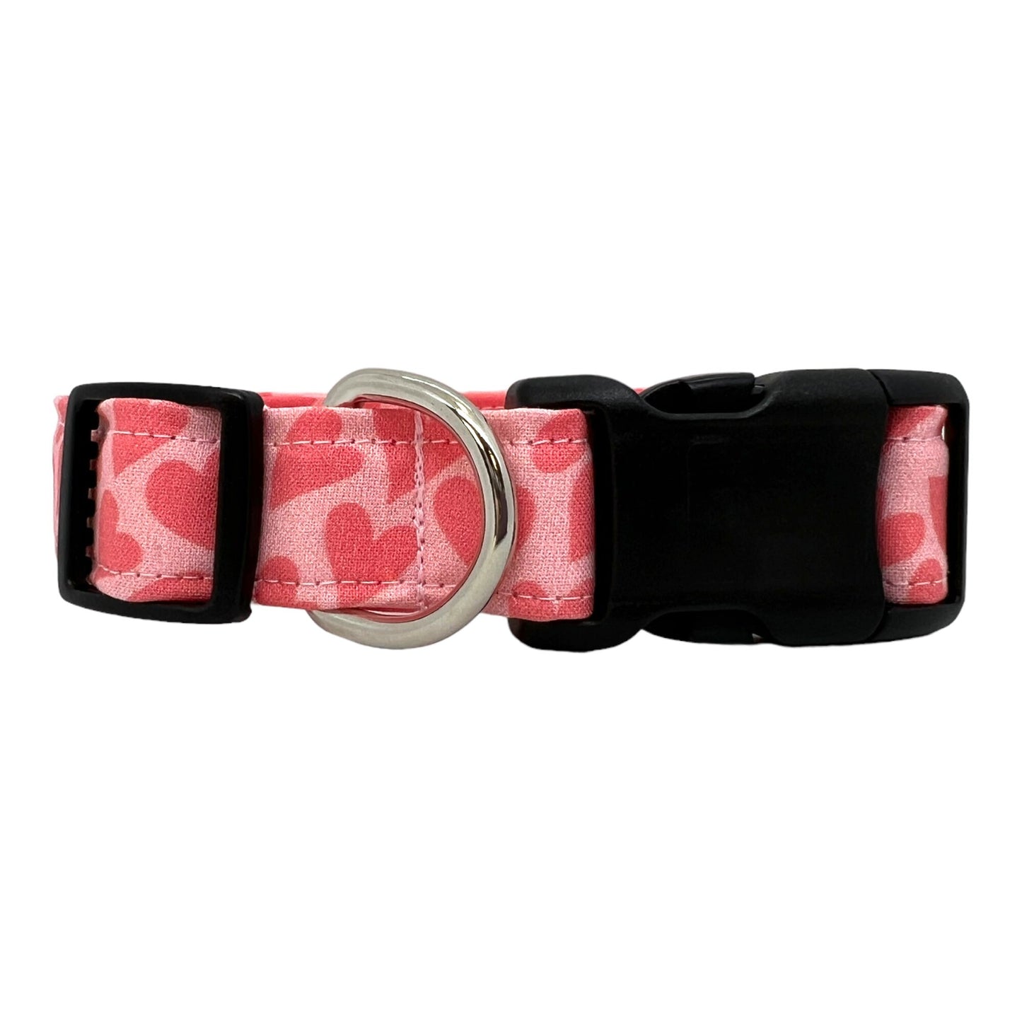 Pink Valentine’s Day dog collar with heart pattern