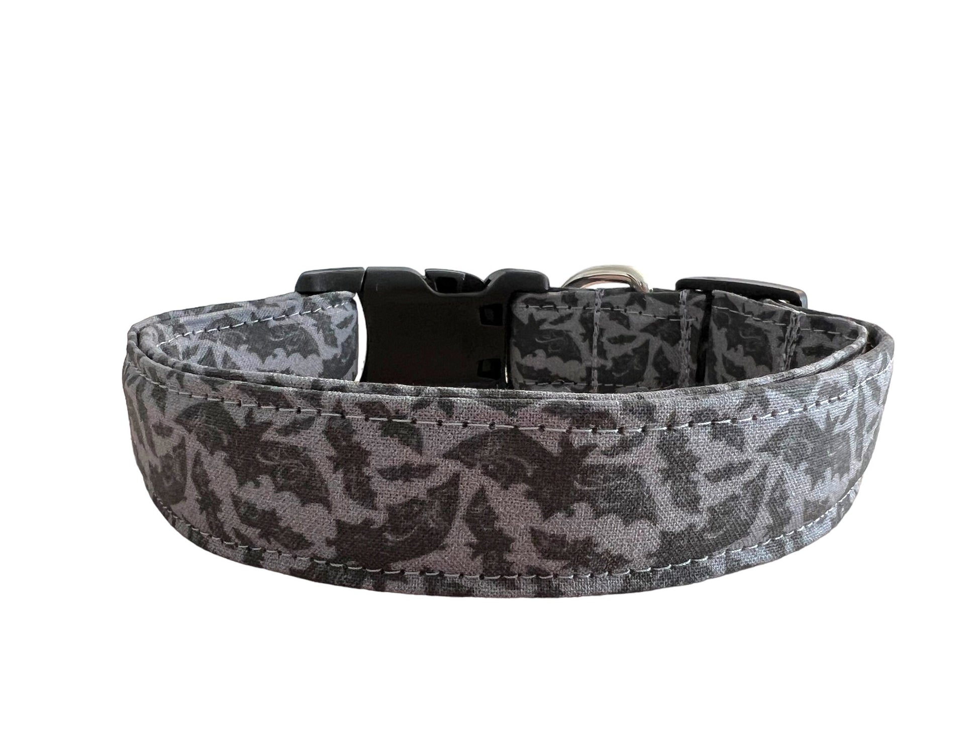 Gray dog collar with a black bat pattern