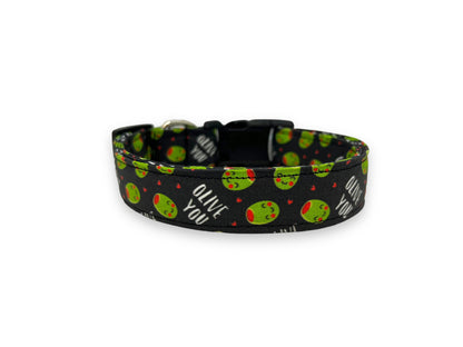"olive you" olive Dog collar on a white background