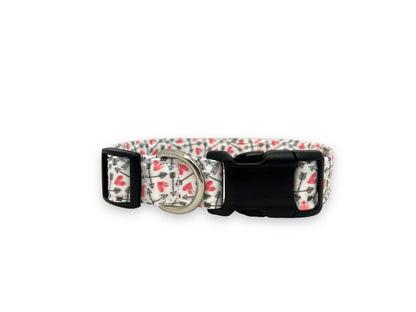 Valentine’s Day dog collar with pink hearts and black arrow pattern